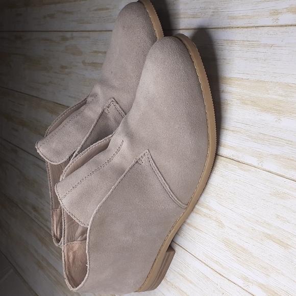 Franco Sarto Shoes - Franco Sarto Pieta Oxford Slip On Bootie 8.5M